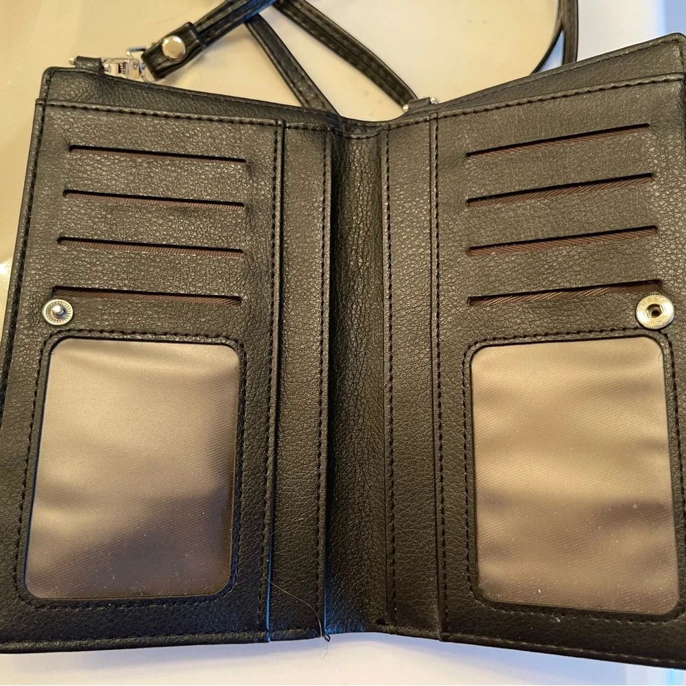 Phone/wallet crossbody purse